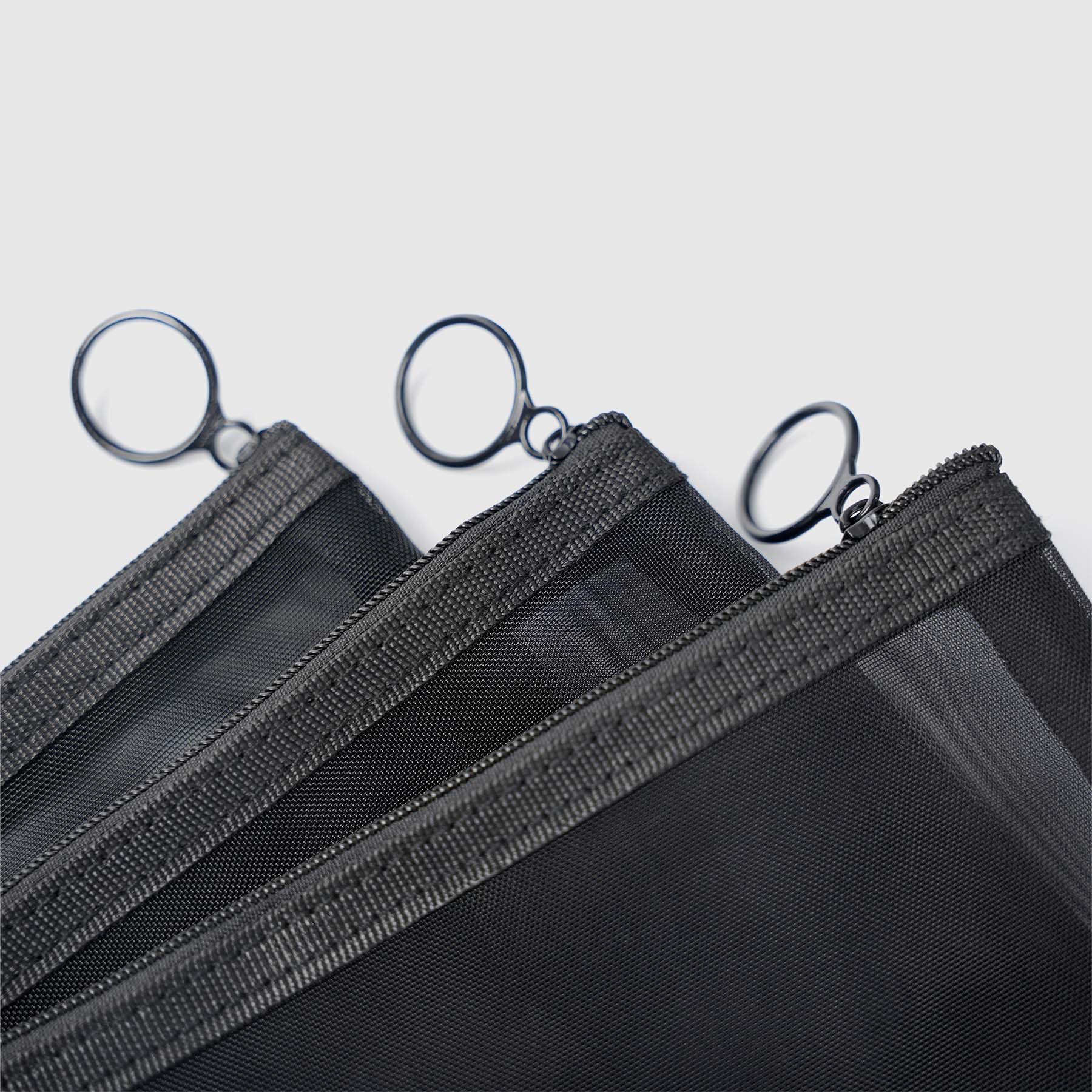 Travel Pouch-sæt i tre størrelser med gennemsigtigt mesh