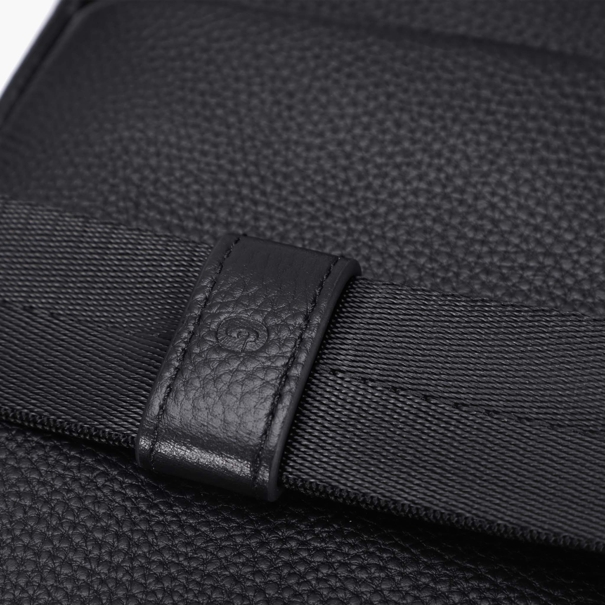 Travel Sling Bag 2.0 læder crossbody med tyverisikring