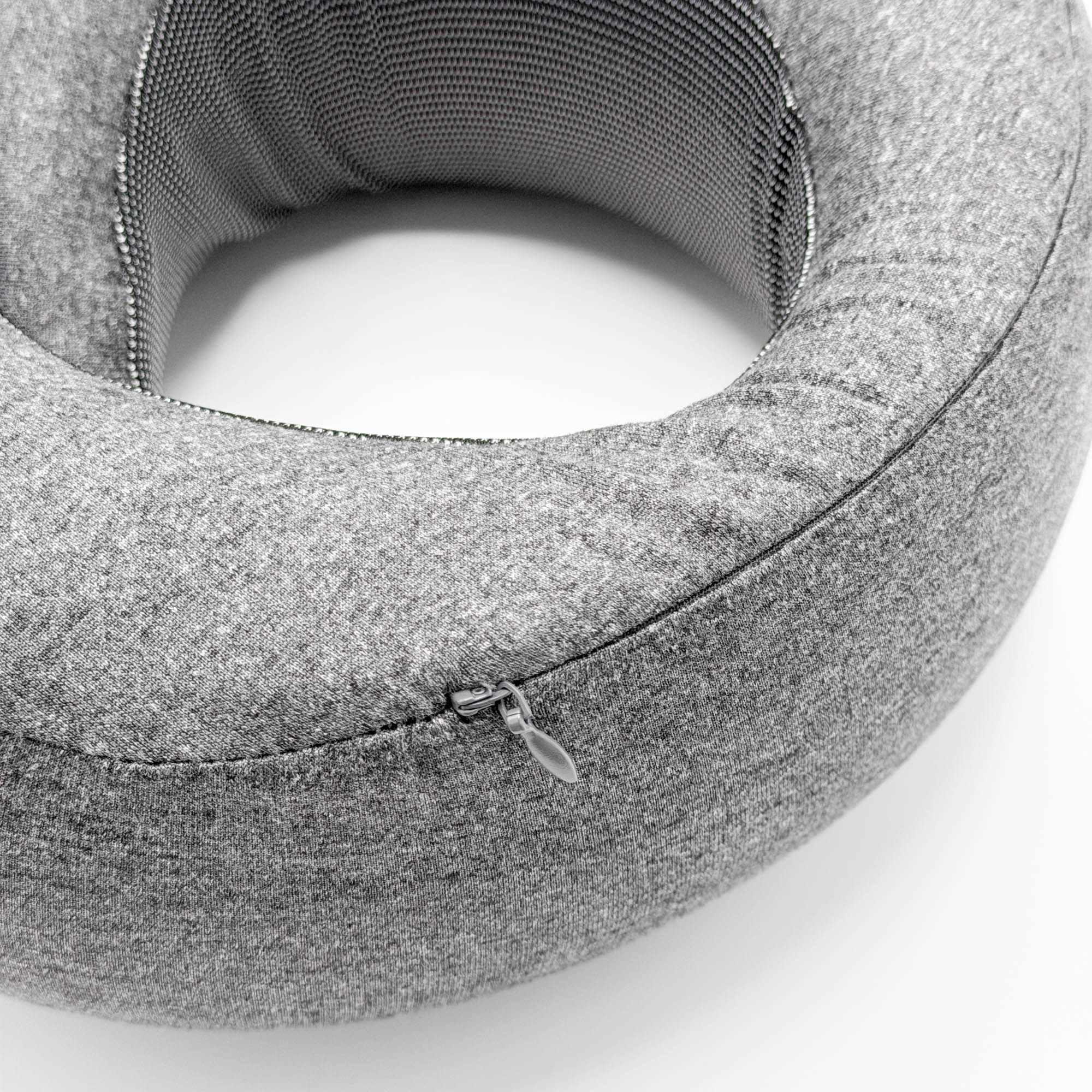 Oreiller de voyage en mousse à mémoire de forme avec pochette à clipser