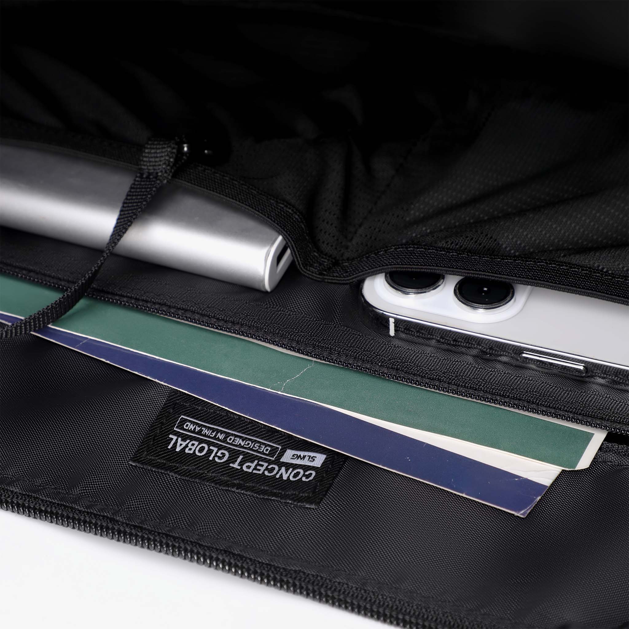 CG Crescent slingväska crossbody med dolda säkerhetsfunktioner