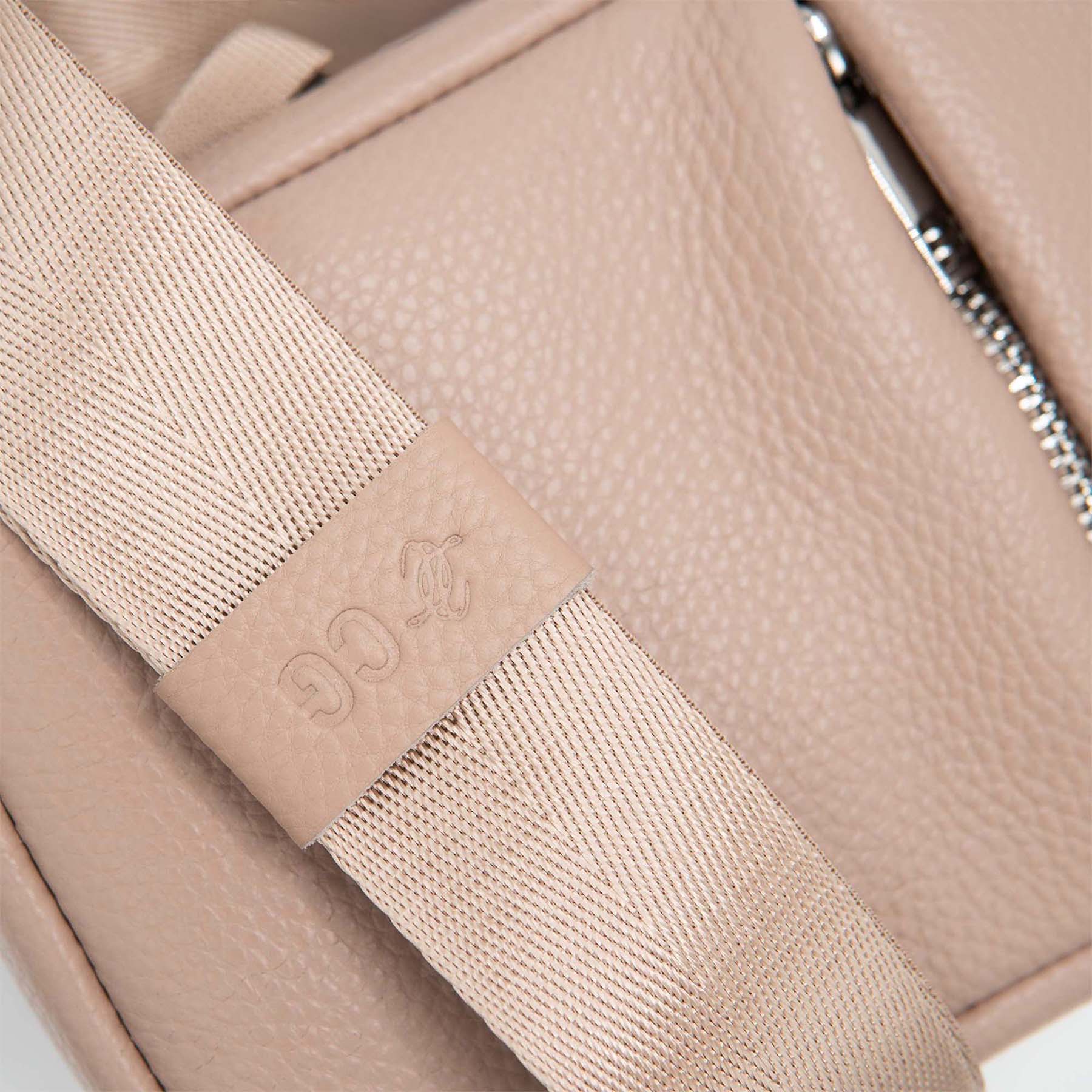Sling Bag de Viaje en Piel Genuina con Protección RFID
