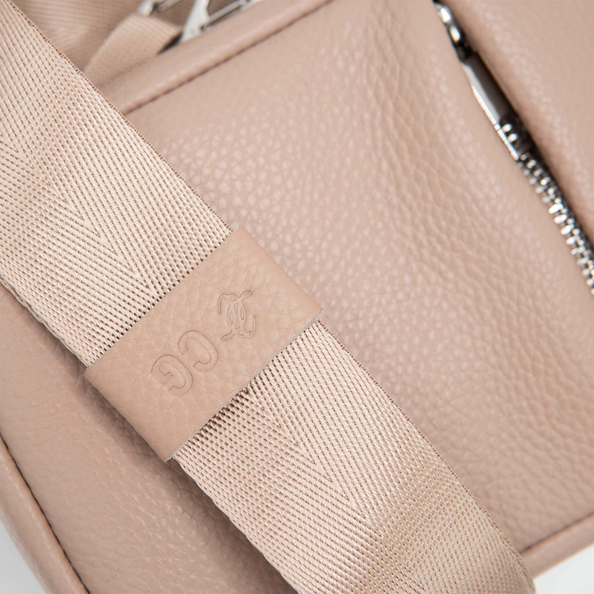 Sling Bag de Viaje en Piel Genuina con Protección RFID
