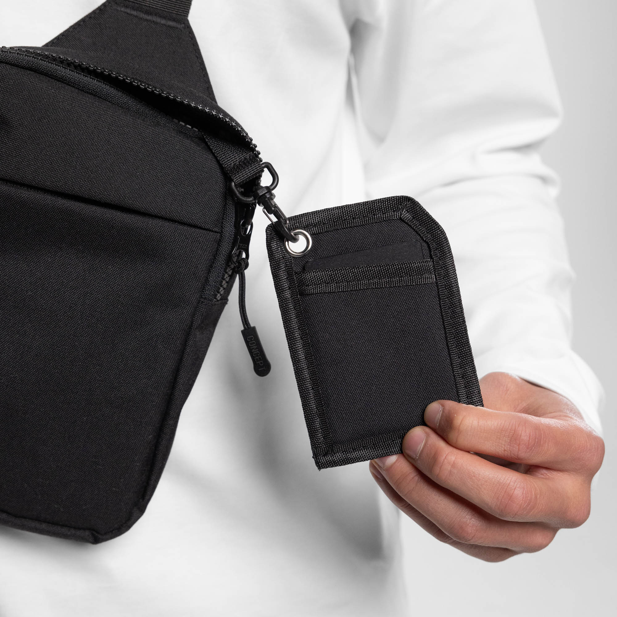 CG x RhinoKey® Smart Sling Bag Bundel met Find My-tracking